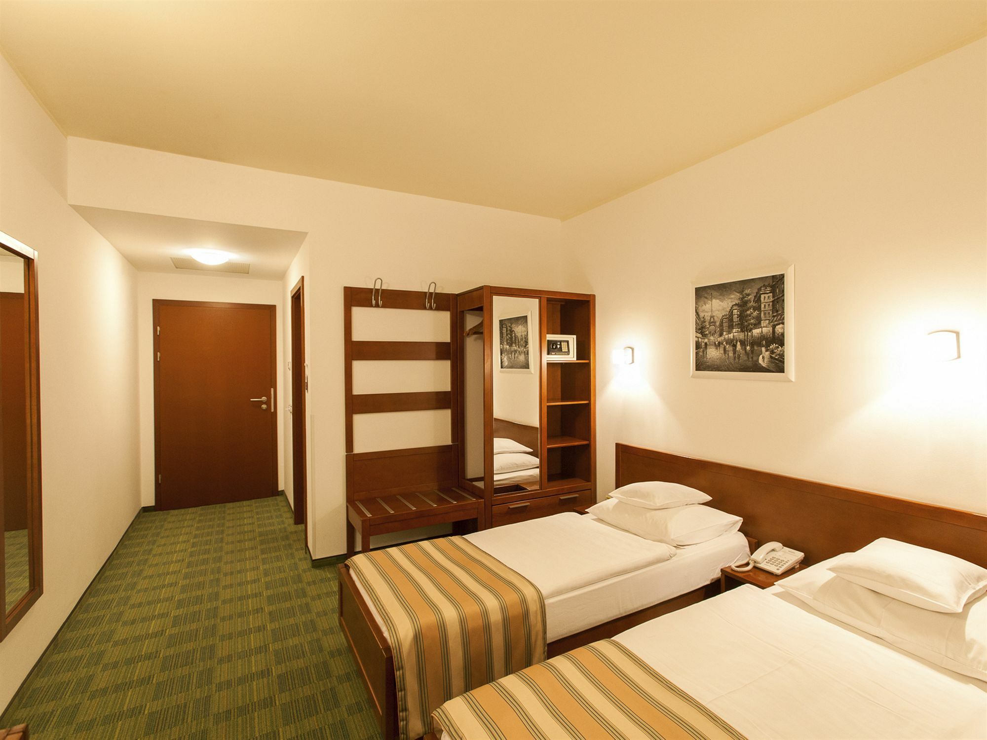 Hotel Western Airport Stella